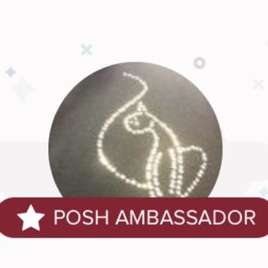 Meet your Posh Ambassadors! 😸💜👋🏼
